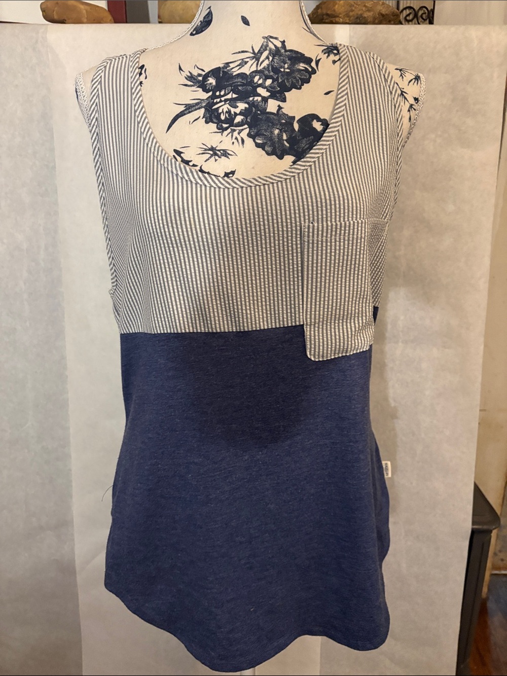 Magellan Outdoors Navy and White Striped Colorblock Pocket Tank